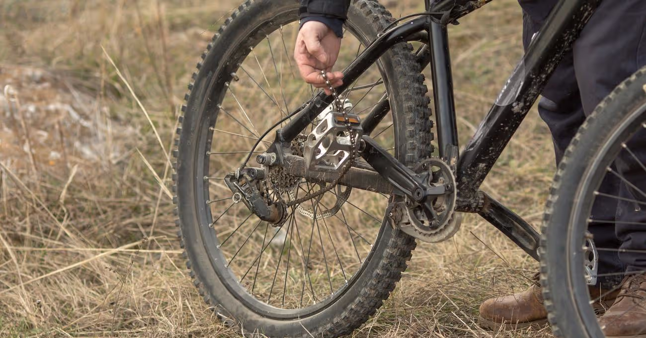 How To Fix A Loose Chain (Bicycle Maintenance)