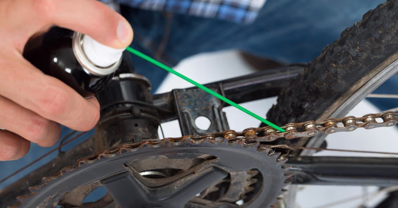 Can You Use Chainsaw Oil On A Bike Chain?