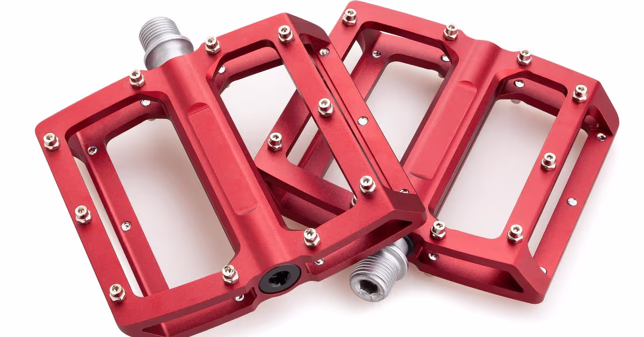Best Flat Pedals For Road Bikes (Buyer\x27s Guide)