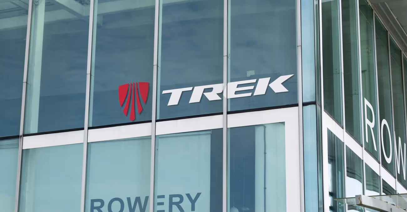 Trek 1200: Unveiling Its Unique Road Bike Traits