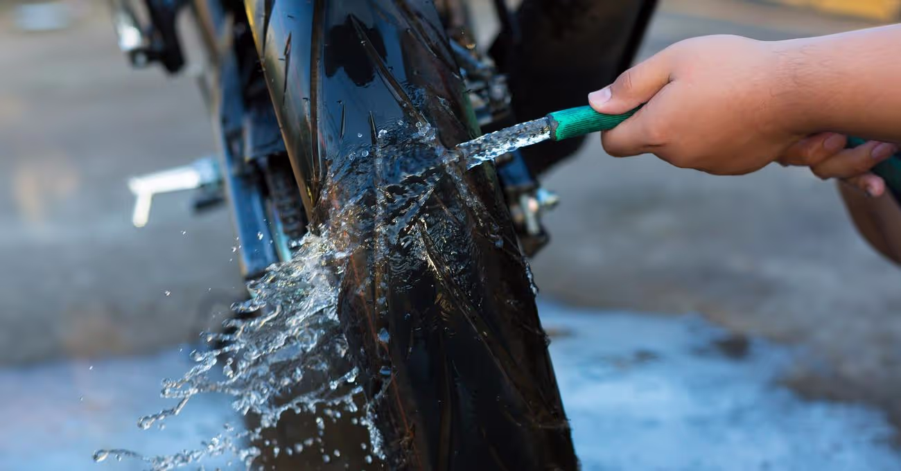 Can You Use Washing Up Liquid To Clean Bike?
